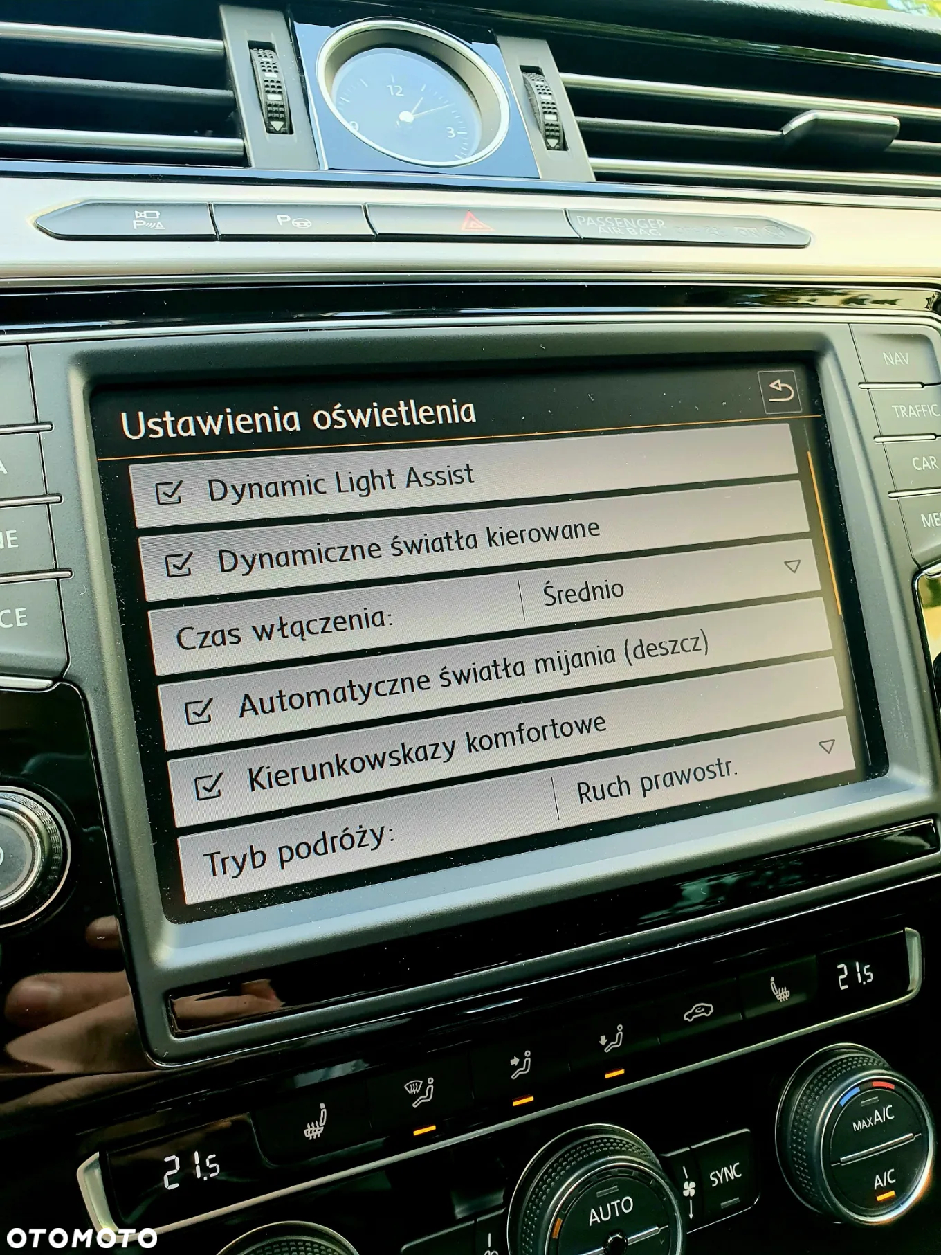 Volkswagen Passat 1.8 TSI BMT Highline DSG - 34