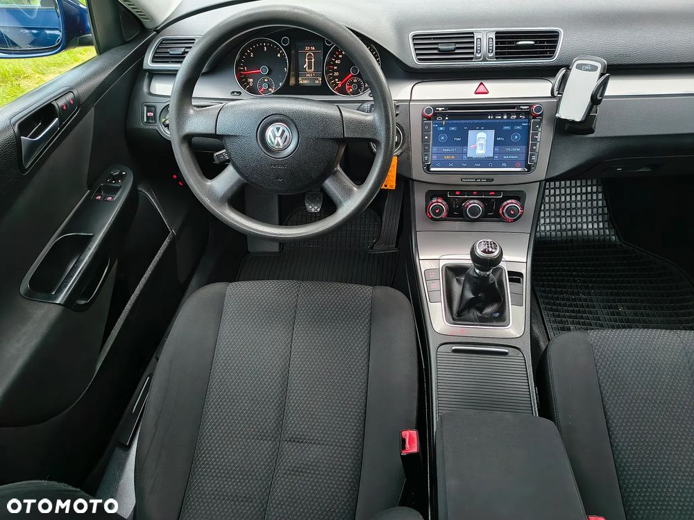 Volkswagen Passat 2.0 TDI BlueMotion Technology Comfortline - 6