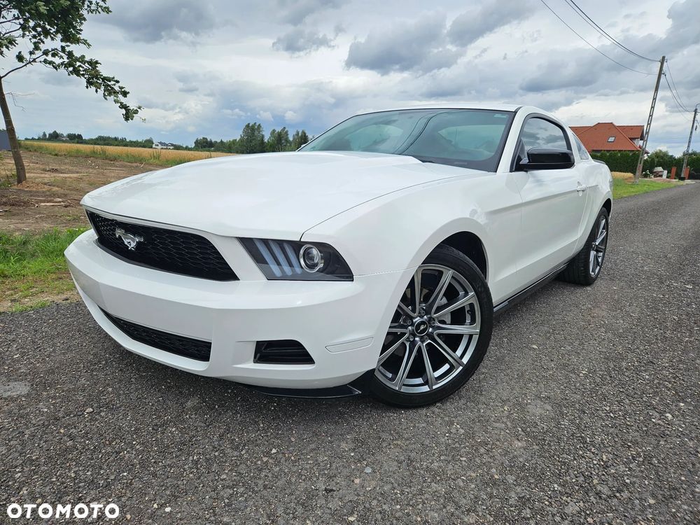 Ford Mustang - 1