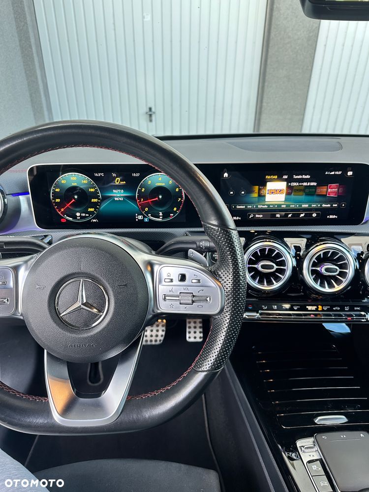 Mercedes-Benz CLA 180 AMG Line 7G-DCT - 27