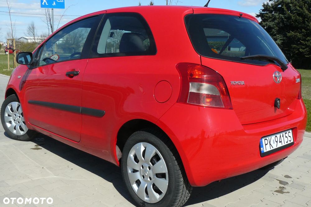 Toyota Yaris - 7