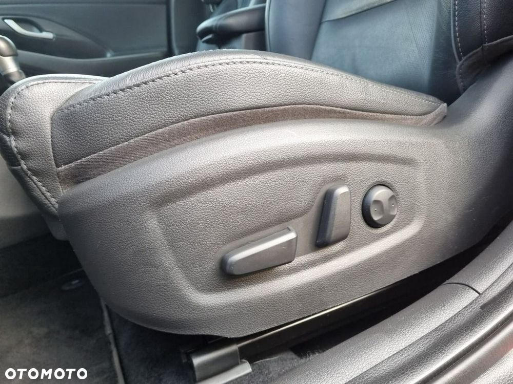 Hyundai i30 - 19