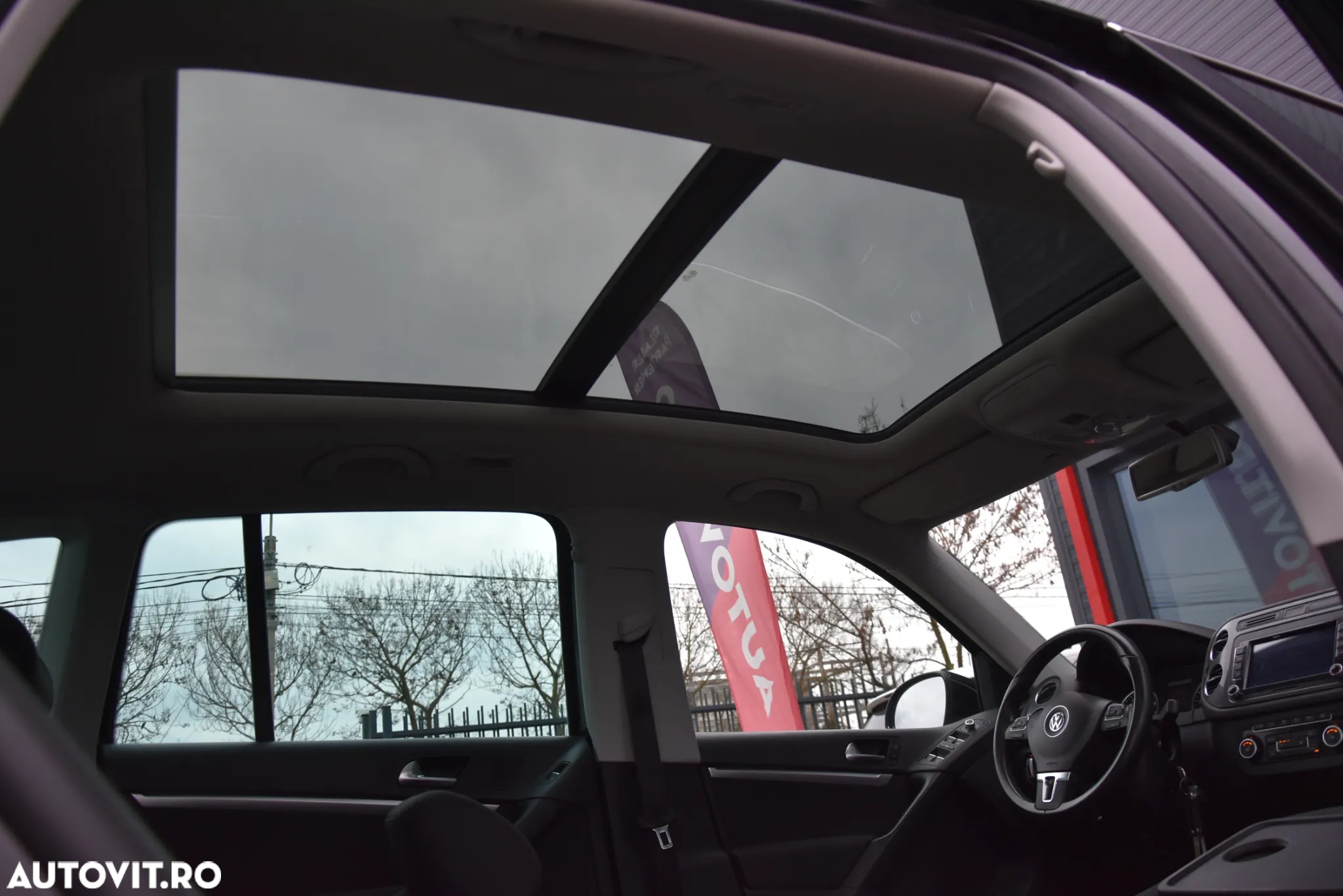 Volkswagen Tiguan 1.4 TSI BlueMotion Technology Team - 19