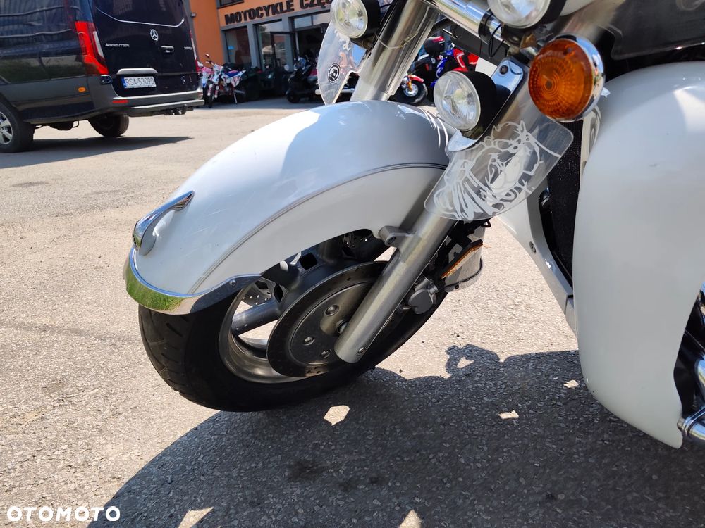 Yamaha Venture - 25
