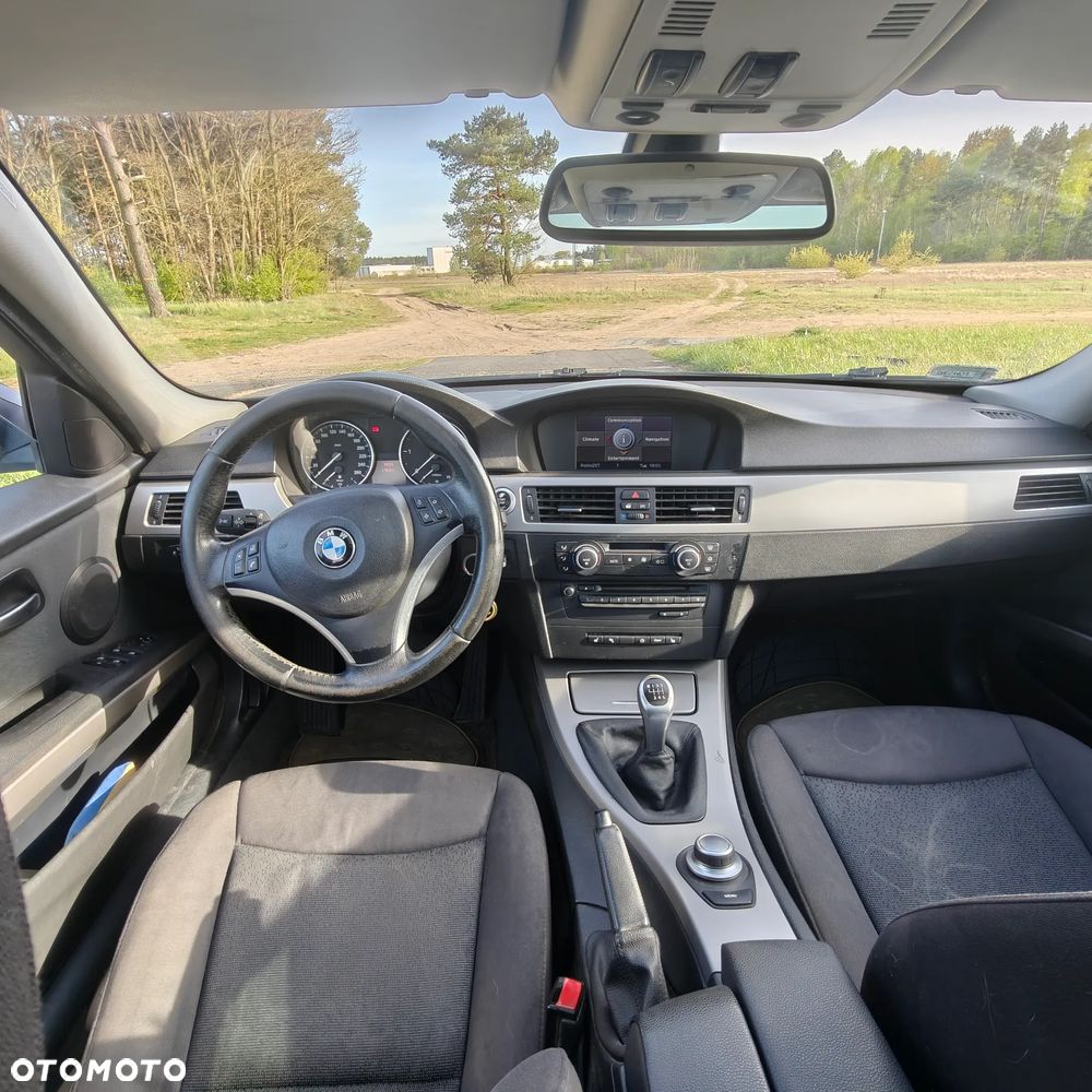 BMW Seria 3 320d - 3