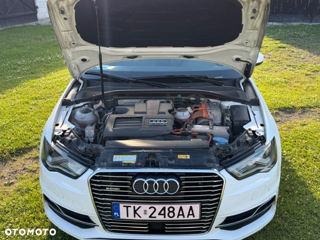 Audi A3 Sportback 1.4 TFSI e-tron S tronic - 22