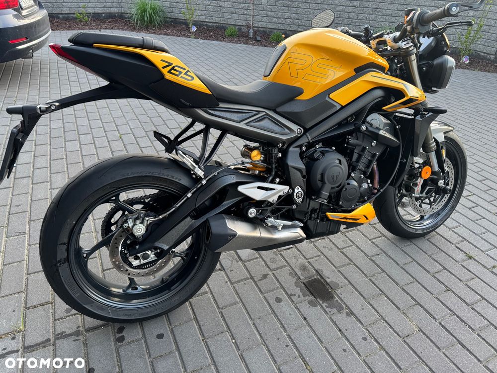 Triumph Street Triple - 5