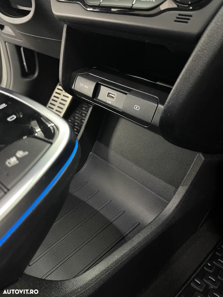 Kia Niro e-Niro 150 kW Future - 19
