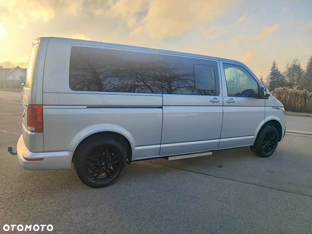 Volkswagen Caravelle 2.0 TDI L2 Highline 4Motion DSG - 16