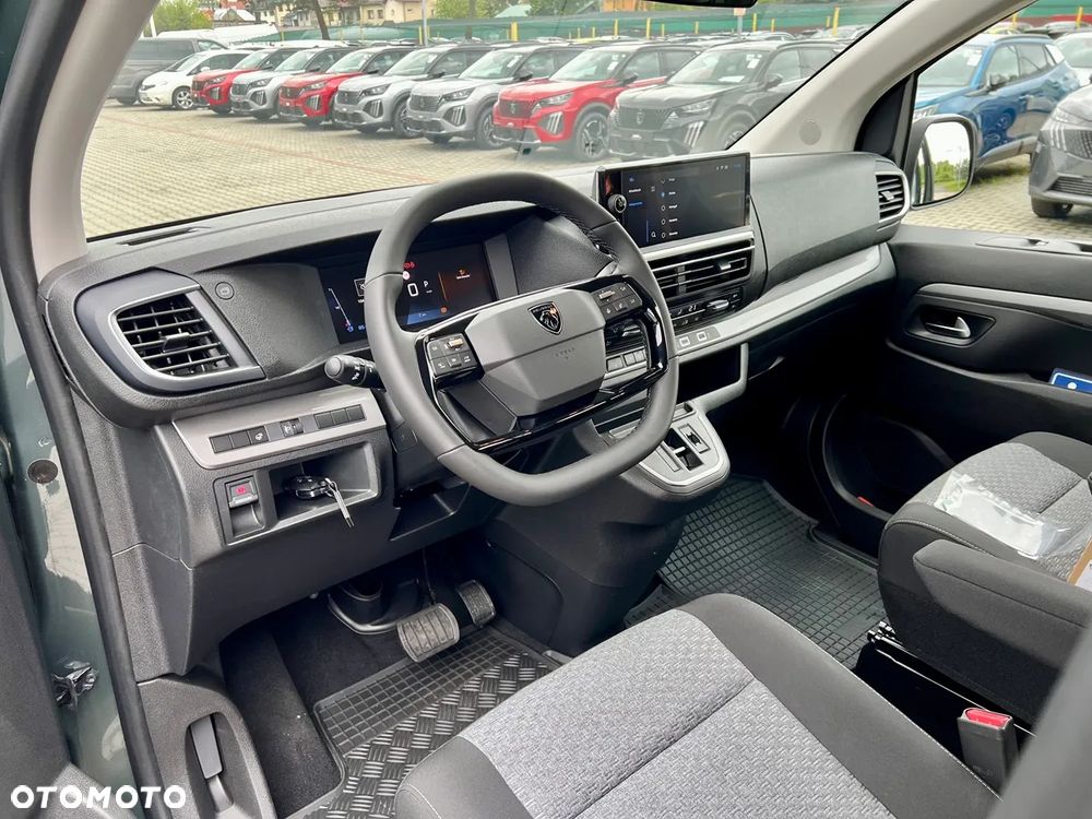 Peugeot Traveller 2.2 BlueHDi Long Business EAT8 - 18