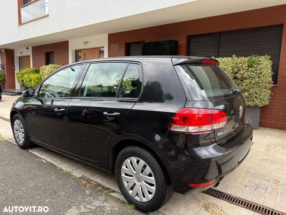 Volkswagen Golf 1.6 TDI BlueMotion Technology DPF Comfortline - 3