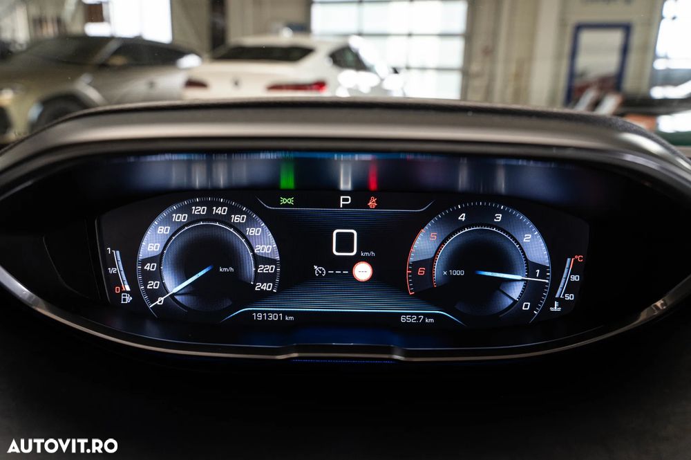 Peugeot 3008 BlueHDi 120 Stop & Start EAT6 Allure - 28