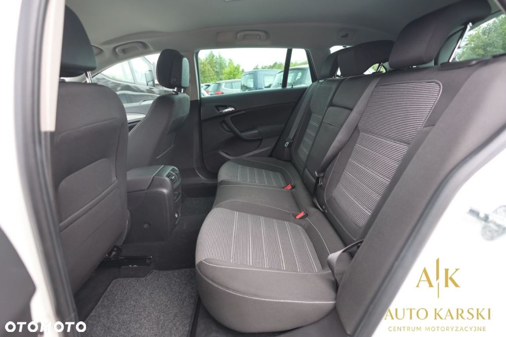 Opel Insignia - 9