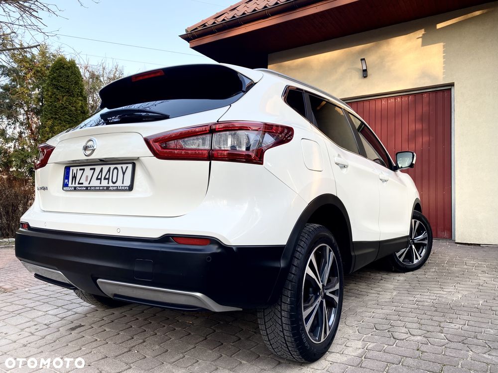 Nissan Qashqai 1.3 DIG-T N-Connecta DCT - 10