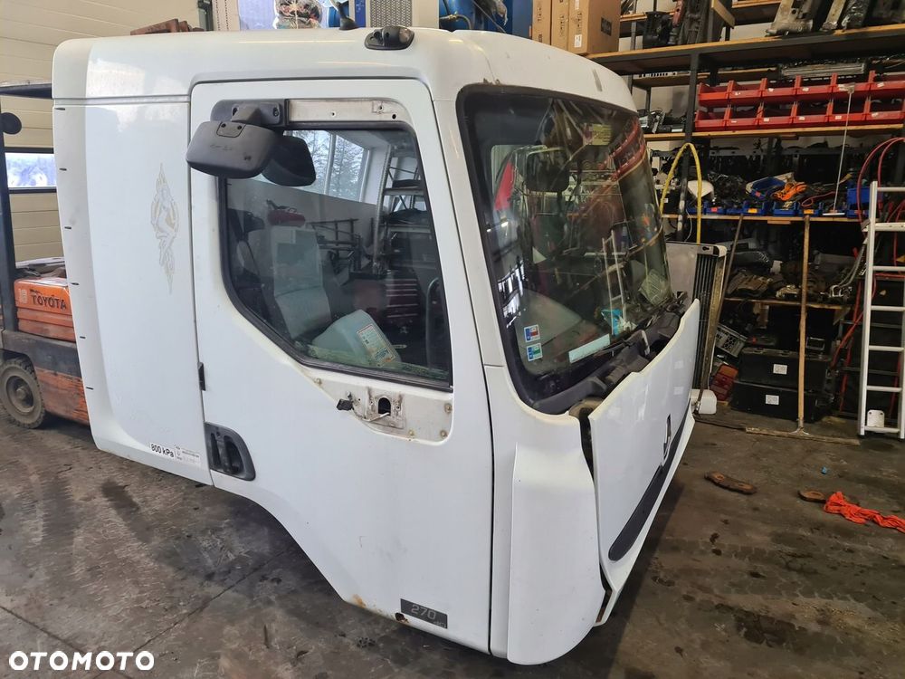 Kabina Renault Midlum 22.5 DCI - 8