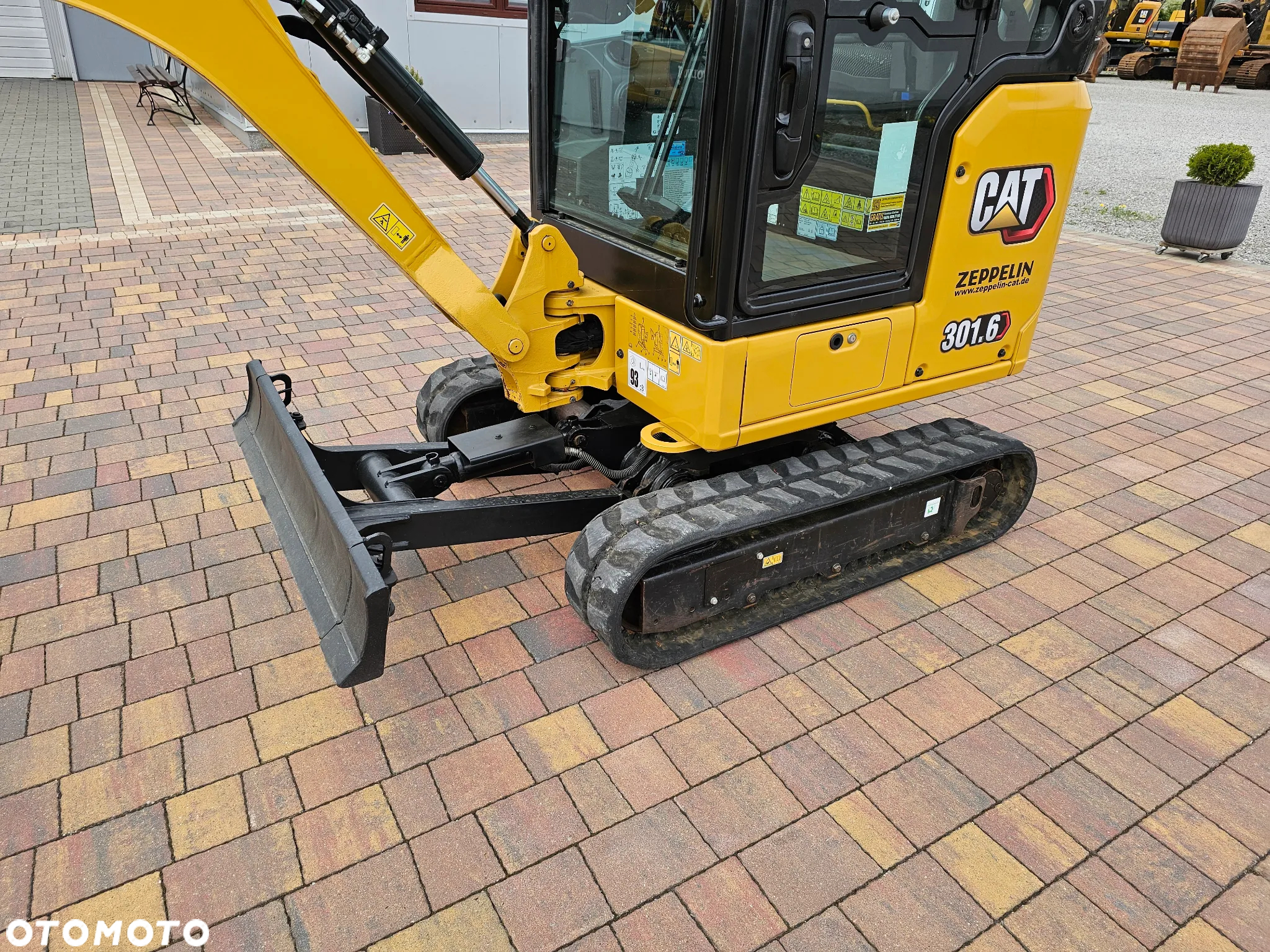 Caterpillar 301.6 - 22