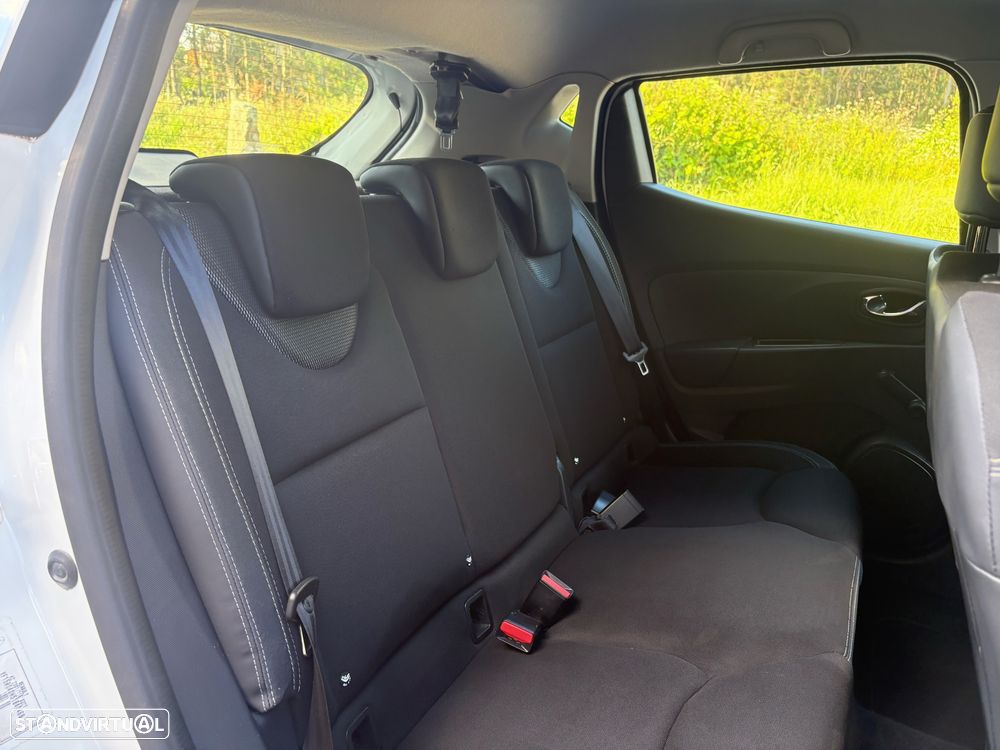 Renault Clio 1.5 dCi Luxe - 11