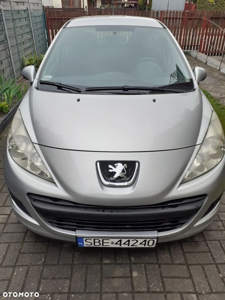 Peugeot 207 - 2