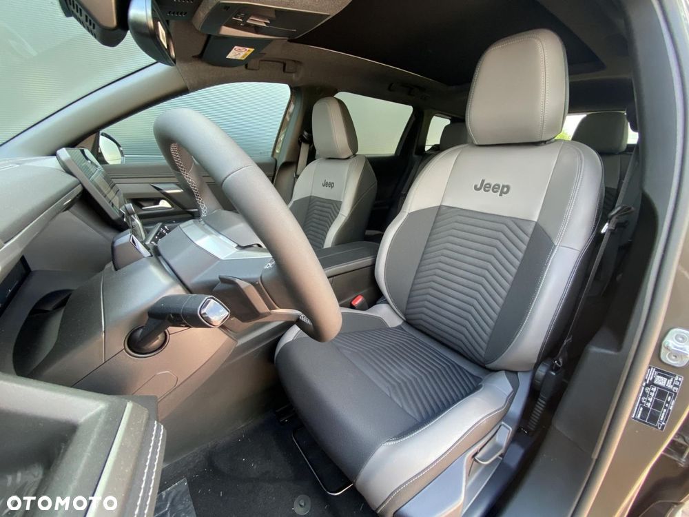 Jeep Compass - 11