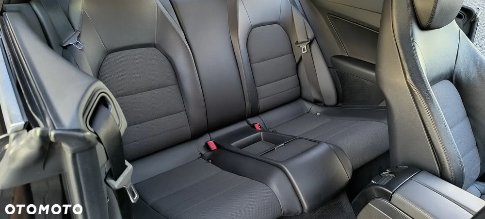 Mercedes-Benz Klasa E 350 CDI DPF BlueEFFICIENCY 7G-TRONIC Elegance - 16