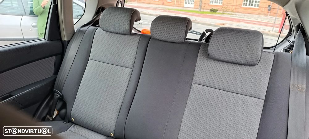 Chevrolet Aveo 1.2 L - 13