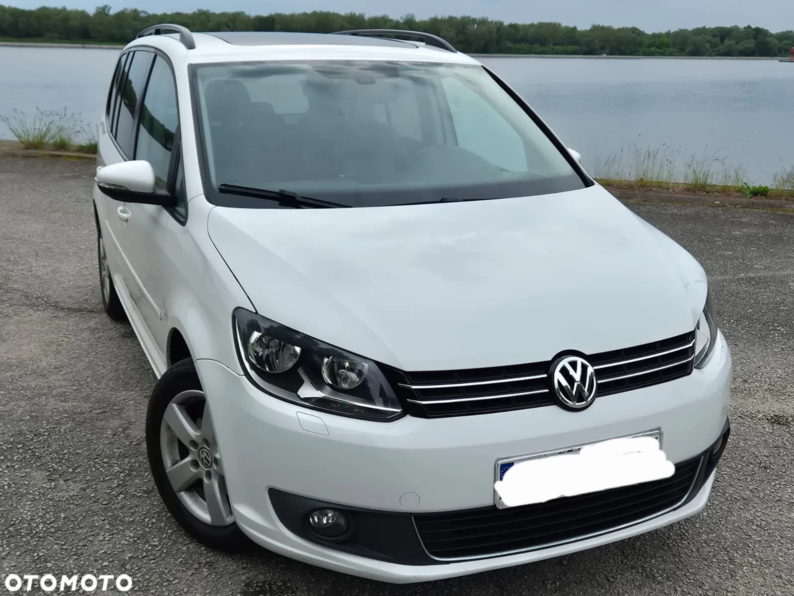 Volkswagen Touran 1.2 TSI BlueMot Comfortline - 4