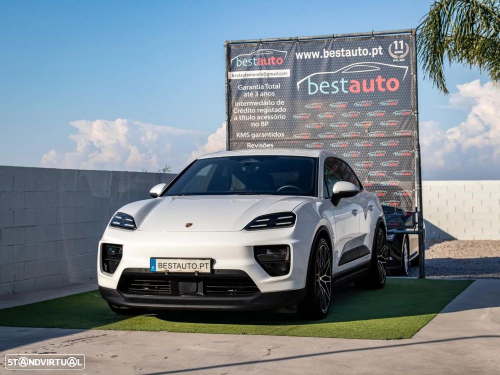 Porsche Macan Electric - 3