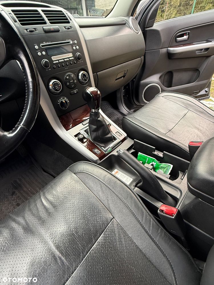 Suzuki Grand Vitara 2.0 De luxe - 6