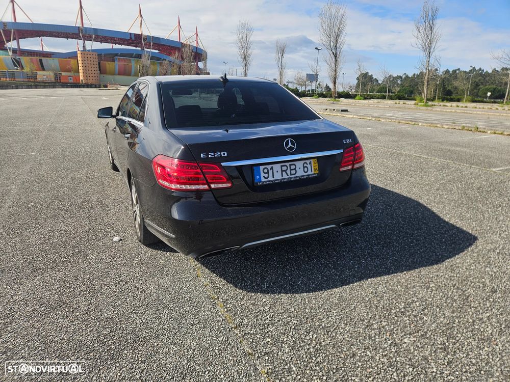 Mercedes-Benz E 220 CDI DPF BlueEFFICIENCY 7G-TRONIC Avantgarde - 3