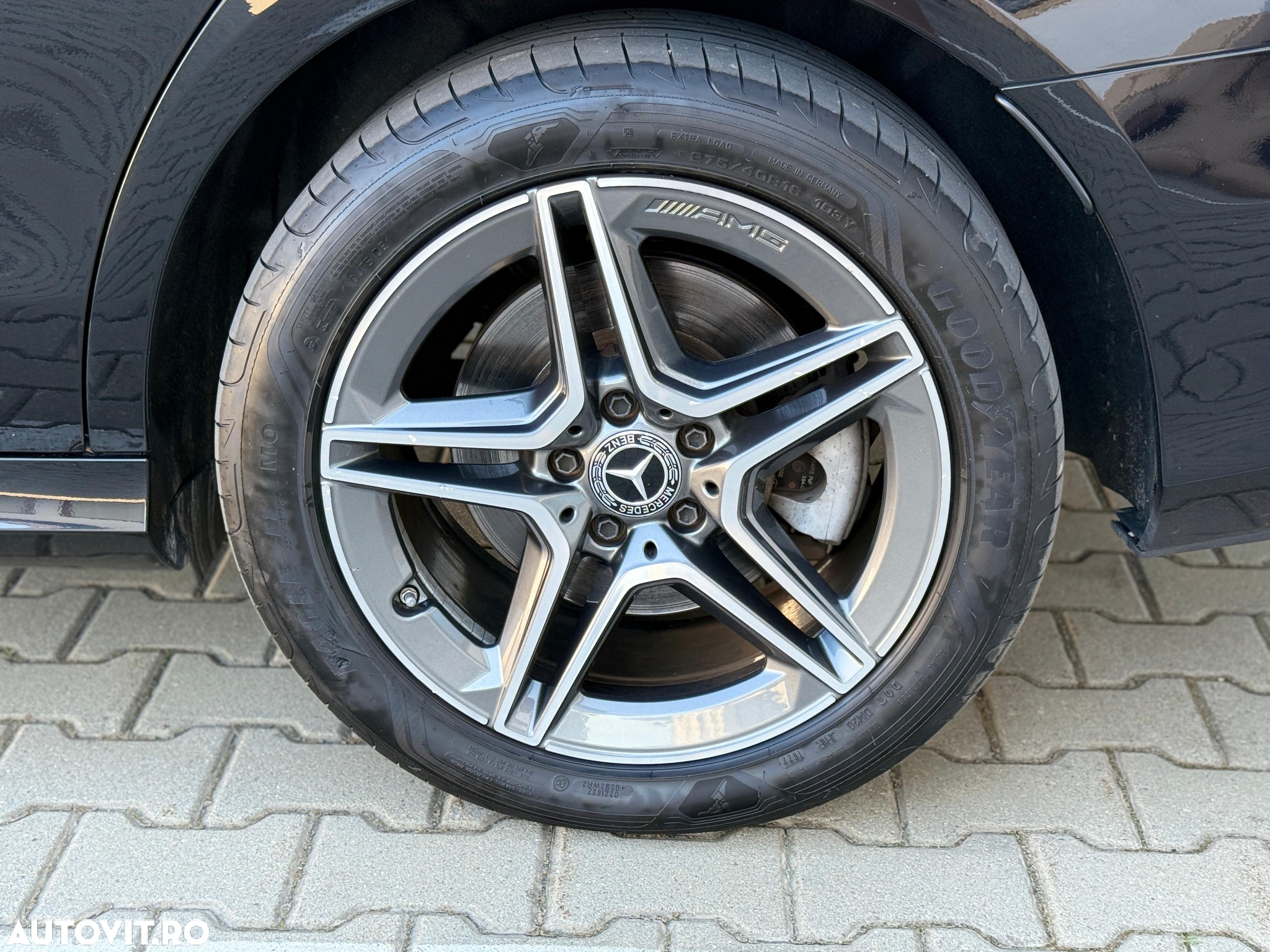 Mercedes-Benz E 300 T 9G-TRONIC AMG Line - 10