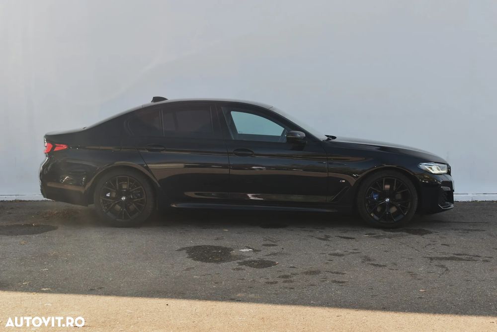 BMW Seria 5 520d xDrive AT MHEV - 10
