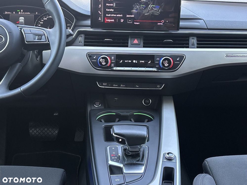 Audi A4 Limousine - 19