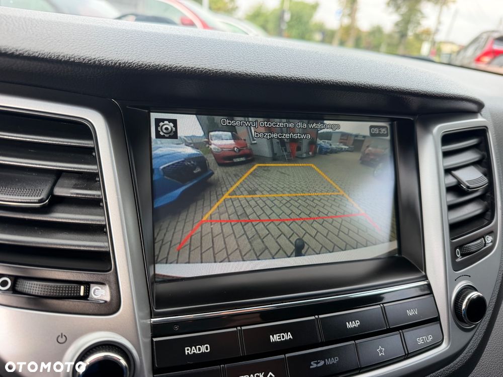 Hyundai Tucson blue 1.6 GDi 2WD Navi - 21