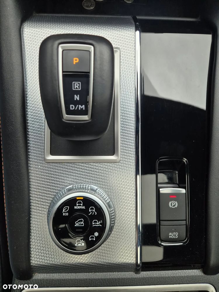 Mitsubishi Outlander - 24