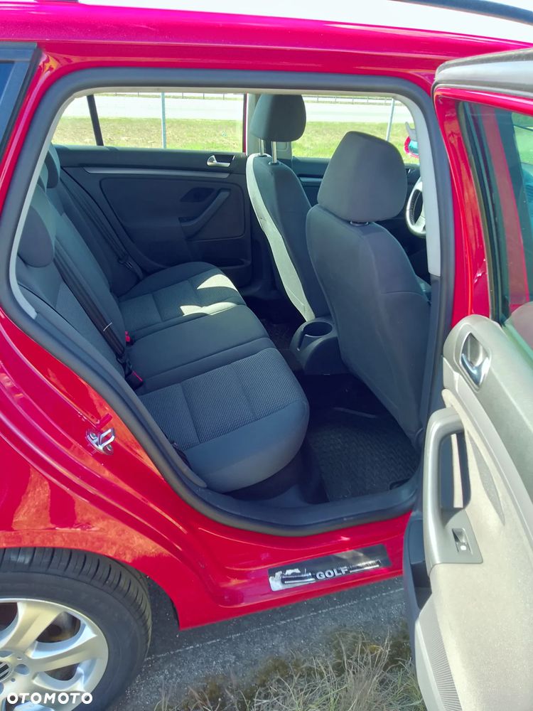 Volkswagen Golf 1.9 TDI DPF Trendline - 16