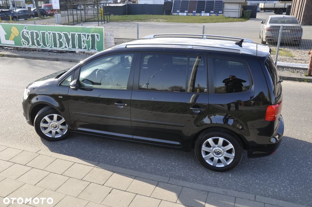 Volkswagen Touran 1.6 TDI DPF BlueMotion Technology MATCH - 32