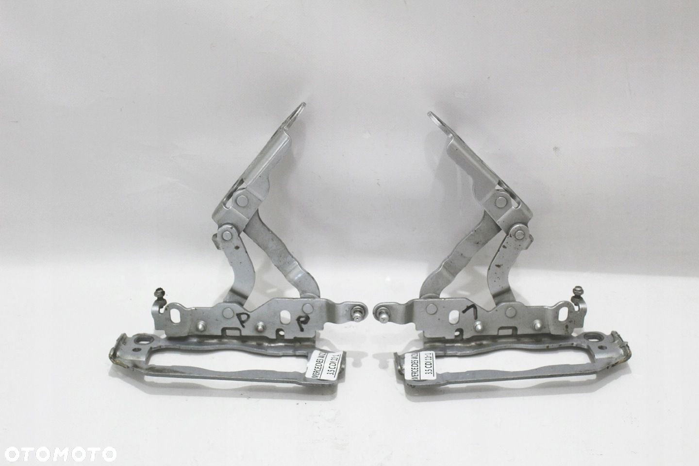 Zawiasy maski komplet prawy  lewy para Mercedes CLS W218 kolor 775 - 2