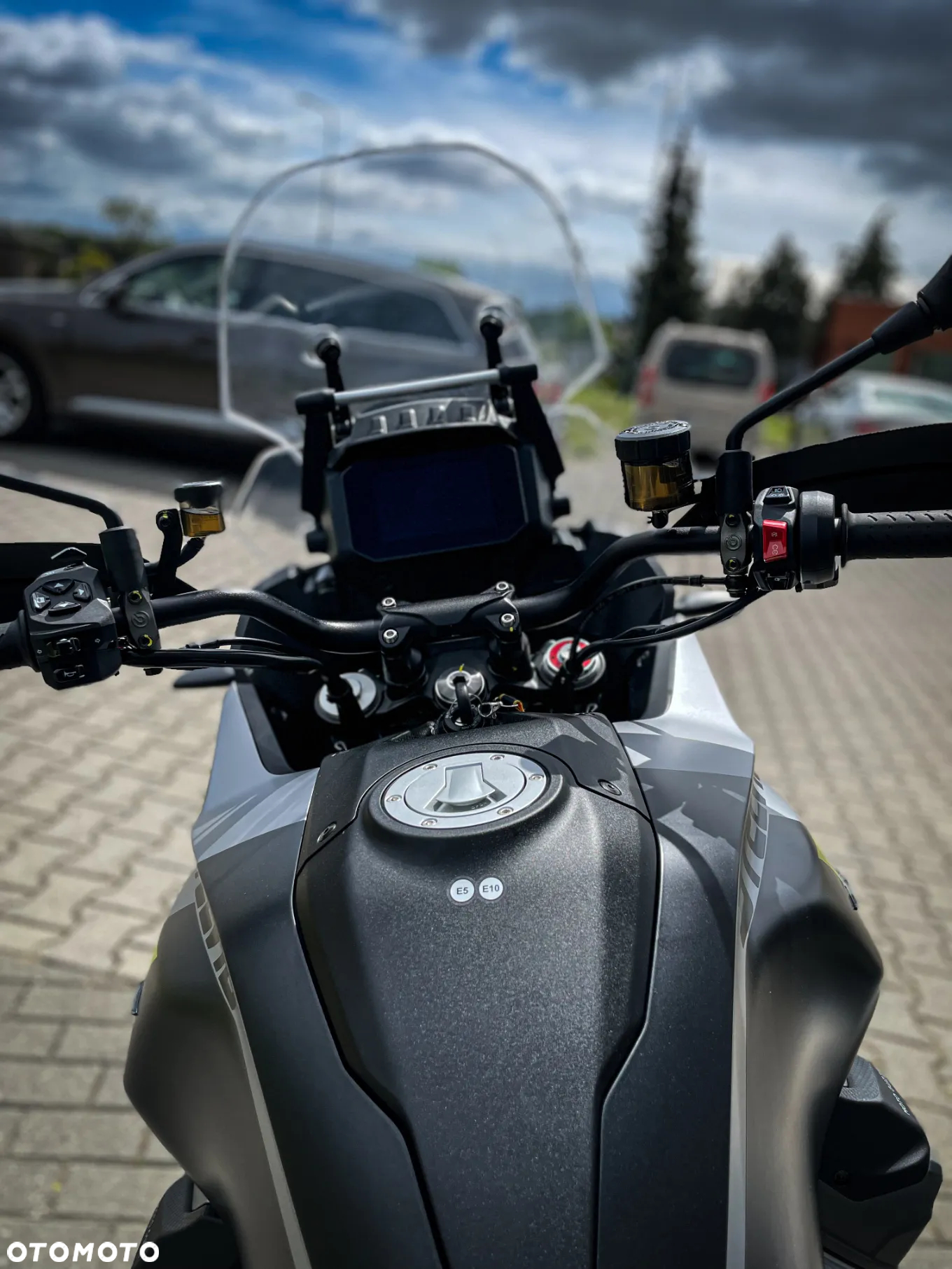 Moto Guzzi Stelvio - 12