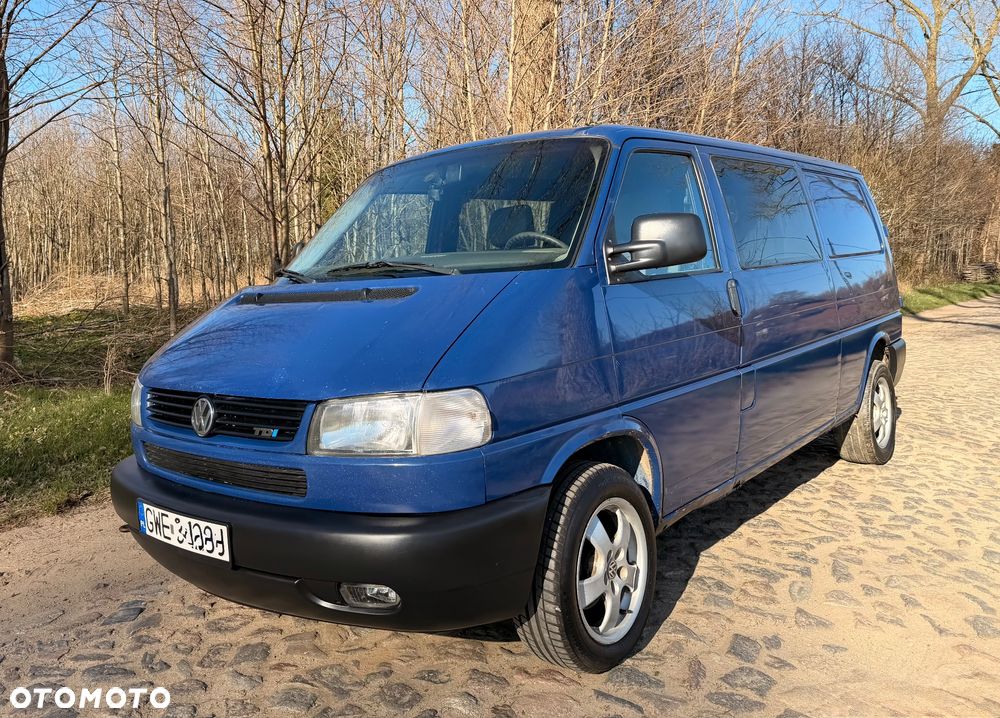Volkswagen Transporter - 1