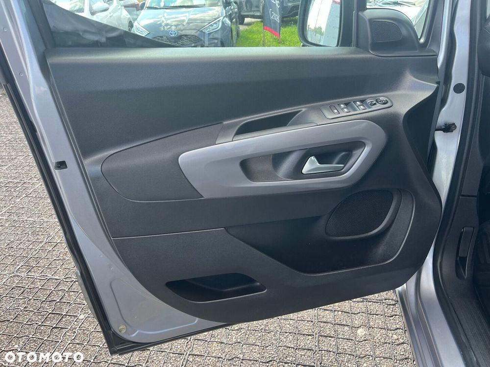 Toyota Proace City Verso 1.5 D-4D Business - 24