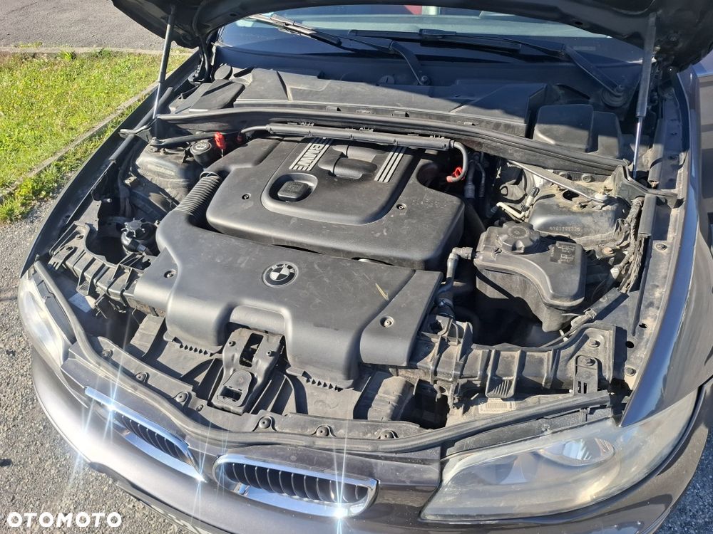 BMW Seria 1 2006 photo 4