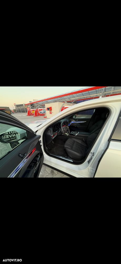 BMW Seria 7 740Le xDrive iPerformance - 16