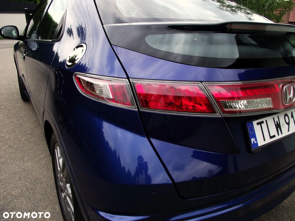 Honda Civic 1.8 Executive - 15