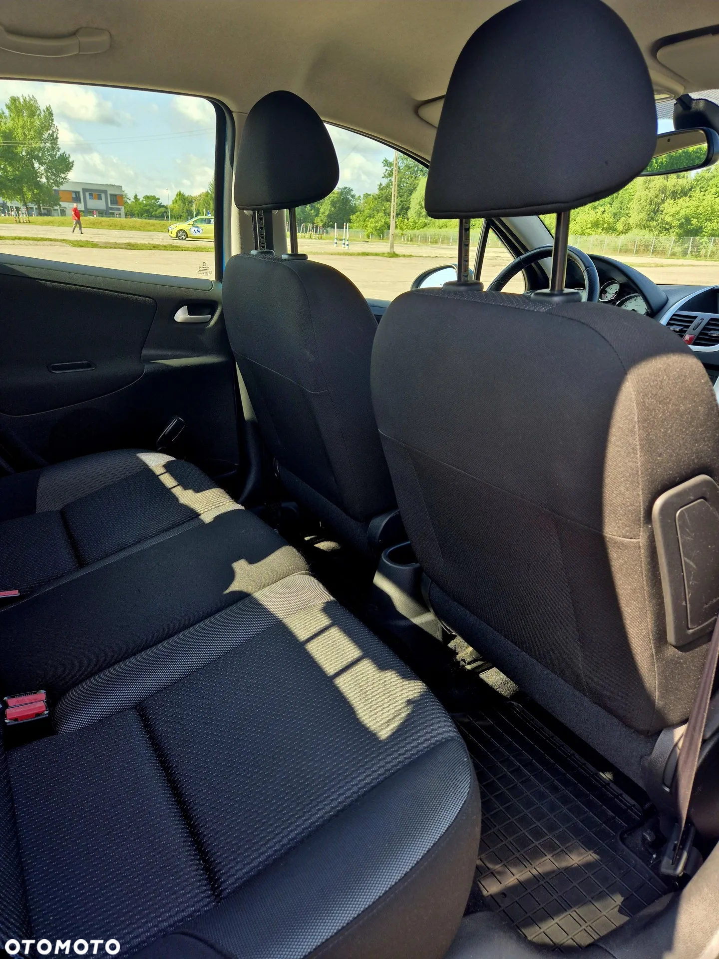 Peugeot 207 - 19