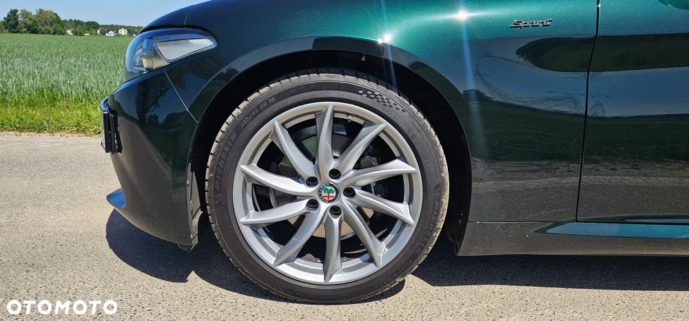 Alfa Romeo Giulia 2.0 Turbo Sprint - 14