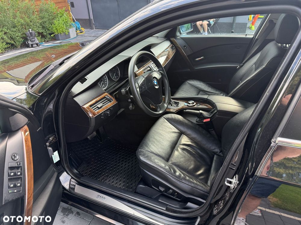 BMW Seria 5 - 10