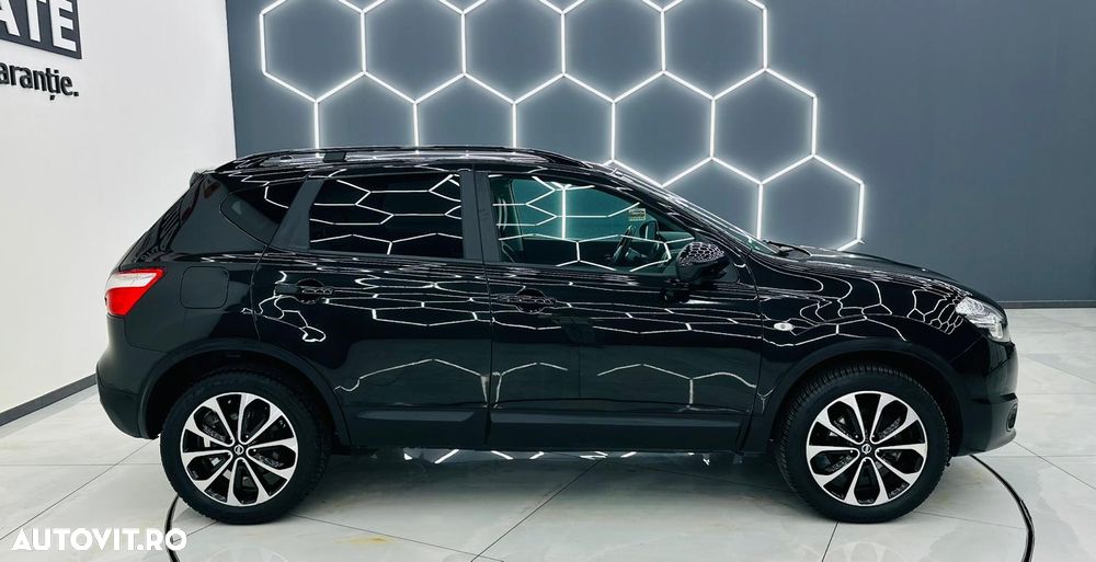 Nissan Qashqai 1.5 DCI TEKNA - 33