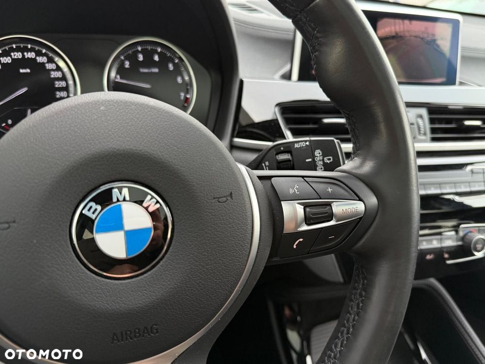 BMW X1 xDrive20i GPF xLine - 28