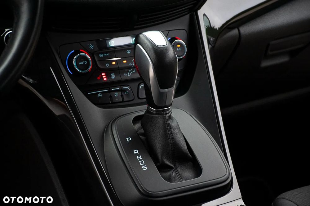 Ford Kuga 1.5 EcoBoost 4x4 Titanium - 34