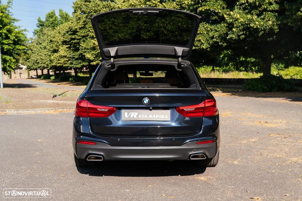 BMW 520 d Pack Desportivo M Auto - 43